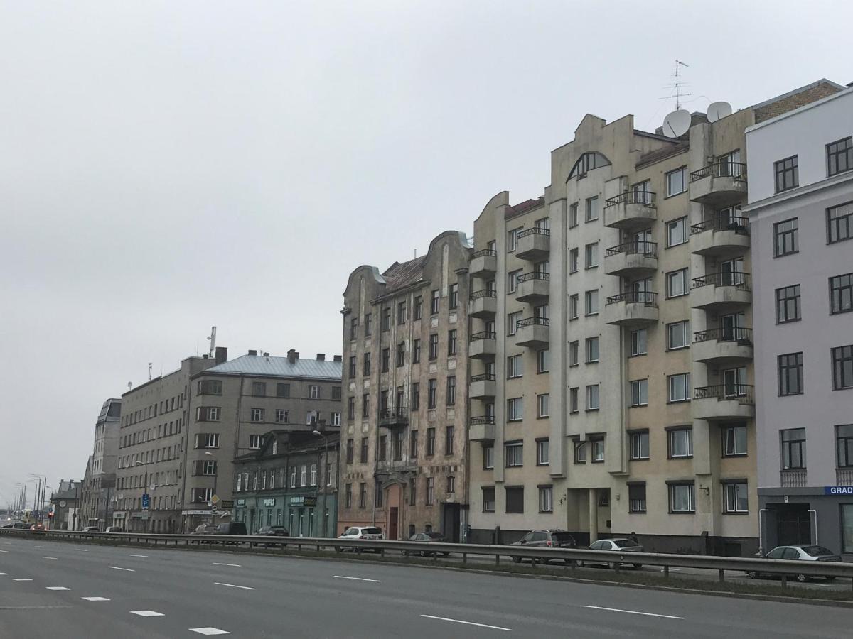 Riverside Promenade Apartment M Riga Esterno foto